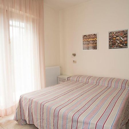 Villa Maranese Lignano Sabbiadoro Buitenkant foto