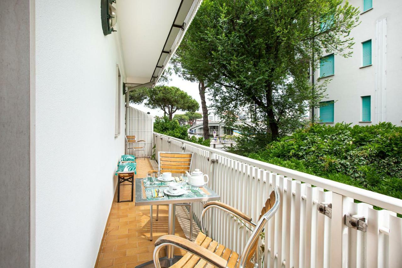 Villa Maranese Lignano Sabbiadoro Buitenkant foto
